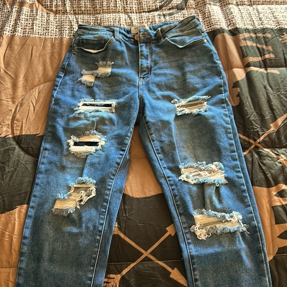 High Rise Jeans - Picture 3 of 6